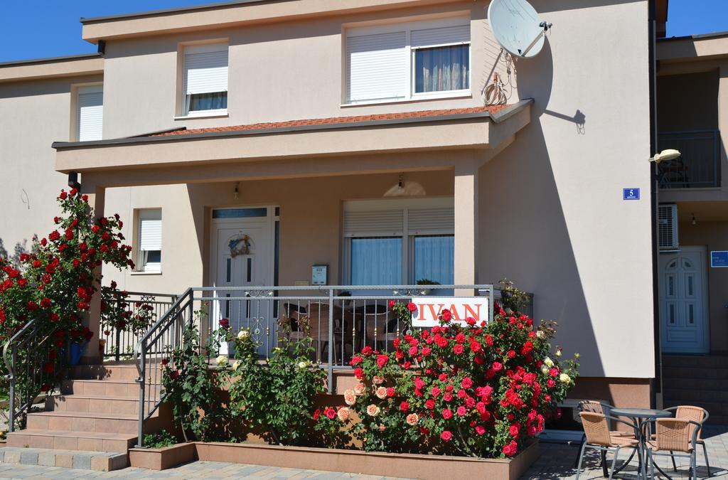 Pansion Ivan Medjugorje Exterior photo